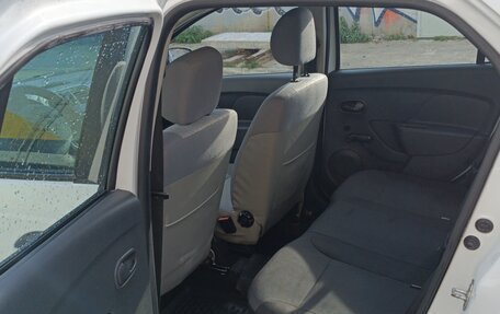 Renault Logan II, 2014 год, 550 000 рублей, 12 фотография