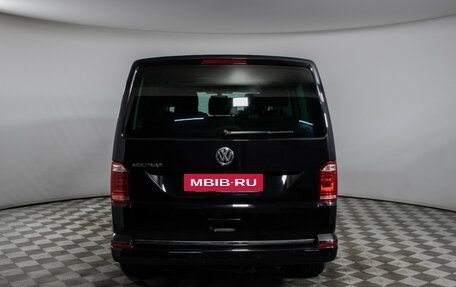 Volkswagen Multivan T6 рестайлинг, 2018 год, 3 900 000 рублей, 6 фотография
