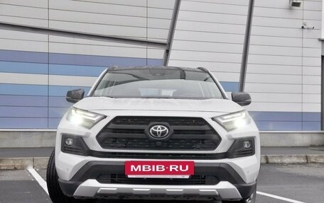 Toyota RAV4, 2025 год, 4 500 000 рублей, 12 фотография