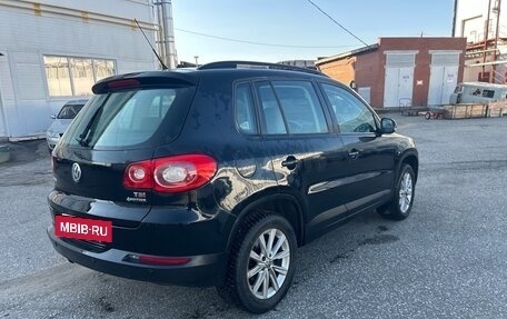 Volkswagen Tiguan I, 2011 год, 880 000 рублей, 2 фотография