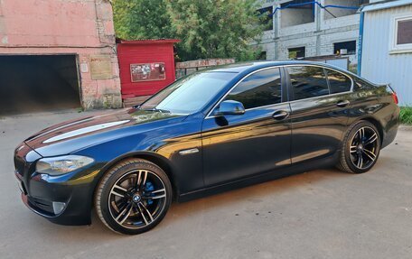 BMW 5 серия, 2013 год, 1 950 000 рублей, 1 фотография