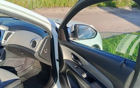 Chevrolet Cruze II, 2012 год, 715 000 рублей, 7 фотография