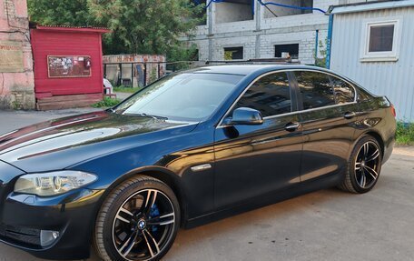 BMW 5 серия, 2013 год, 1 950 000 рублей, 21 фотография