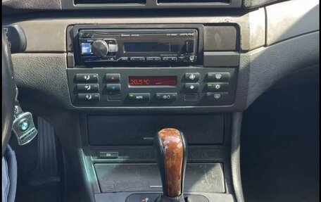 BMW 3 серия, 2003 год, 669 999 рублей, 28 фотография