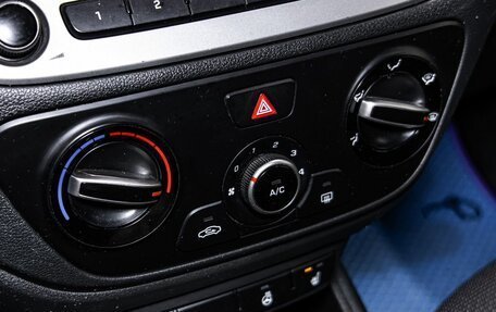 Hyundai Solaris II рестайлинг, 2019 год, 1 250 000 рублей, 21 фотография