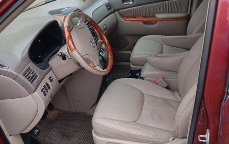 Toyota Sienna II рестайлинг, 2008 год, 1 221 000 рублей, 3 фотография