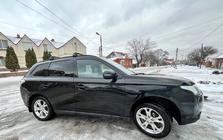 Mitsubishi Outlander III рестайлинг 3, 2013 год, 1 500 000 рублей, 5 фотография