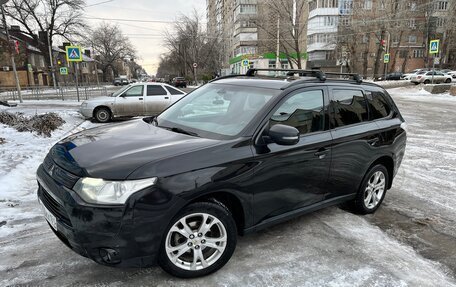 Mitsubishi Outlander III рестайлинг 3, 2013 год, 1 500 000 рублей, 7 фотография