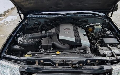 Toyota Land Cruiser 100 рестайлинг 2, 2006 год, 2 950 000 рублей, 12 фотография