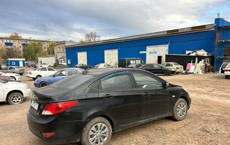 Hyundai Solaris II рестайлинг, 2011 год, 520 000 рублей, 5 фотография