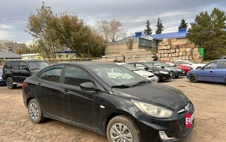 Hyundai Solaris II рестайлинг, 2011 год, 520 000 рублей, 3 фотография