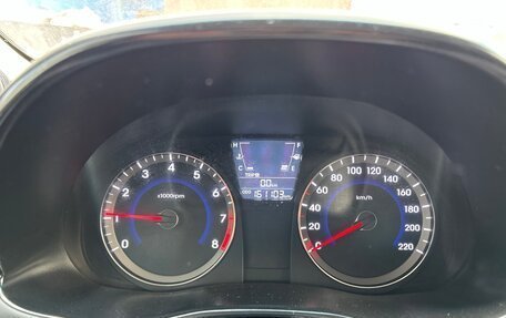 Hyundai Solaris II рестайлинг, 2011 год, 520 000 рублей, 12 фотография