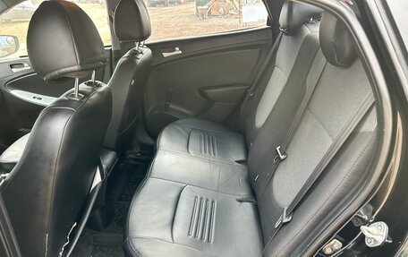 Hyundai Solaris II рестайлинг, 2011 год, 520 000 рублей, 9 фотография