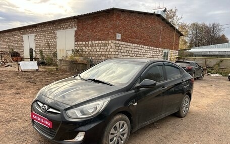 Hyundai Solaris II рестайлинг, 2011 год, 520 000 рублей, 2 фотография