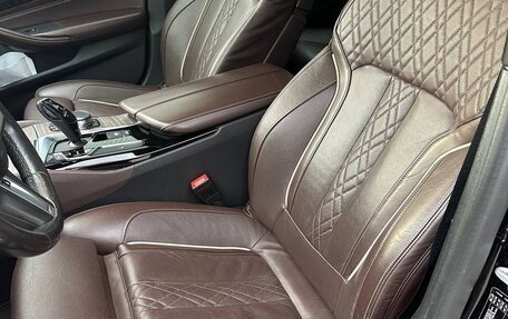 BMW 5 серия, 2019 год, 3 800 000 рублей, 11 фотография