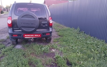 Chevrolet Niva I рестайлинг, 2010 год, 330 000 рублей, 5 фотография