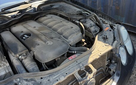 Mercedes-Benz E-Класс, 2003 год, 850 000 рублей, 3 фотография