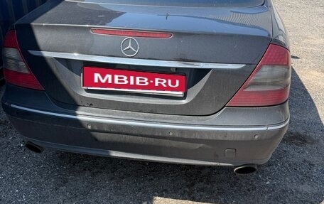 Mercedes-Benz E-Класс, 2003 год, 850 000 рублей, 7 фотография