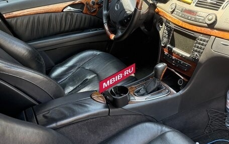 Mercedes-Benz E-Класс, 2003 год, 850 000 рублей, 21 фотография