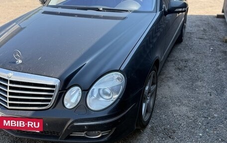 Mercedes-Benz E-Класс, 2003 год, 850 000 рублей, 25 фотография