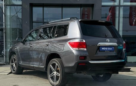 Toyota Highlander III, 2011 год, 1 300 000 рублей, 4 фотография