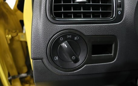 Volkswagen Polo VI (EU Market), 2017 год, 489 000 рублей, 12 фотография