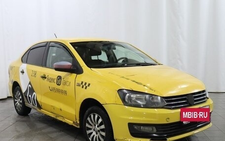 Volkswagen Polo VI (EU Market), 2017 год, 489 000 рублей, 3 фотография