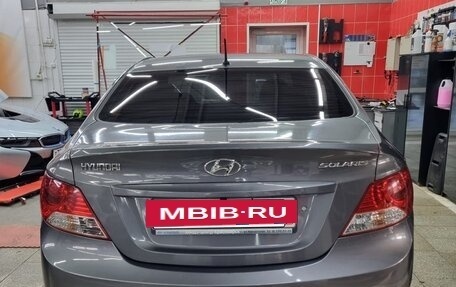 Hyundai Solaris II рестайлинг, 2013 год, 1 100 000 рублей, 9 фотография