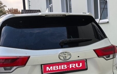Toyota Highlander III, 2019 год, 4 000 000 рублей, 1 фотография