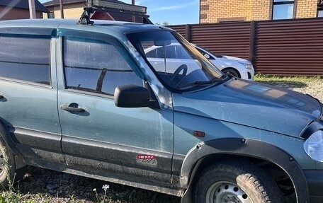 Chevrolet Niva I рестайлинг, 2006 год, 180 000 рублей, 1 фотография