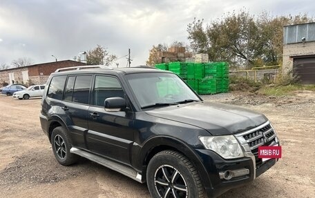 Mitsubishi Pajero IV, 2006 год, 999 000 рублей, 3 фотография
