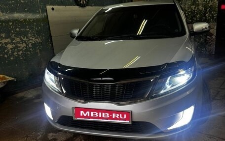KIA Rio III рестайлинг, 2012 год, 1 300 000 рублей, 32 фотография