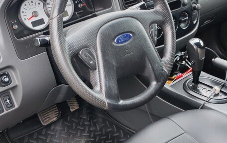 Ford Escape II, 2005 год, 650 000 рублей, 5 фотография