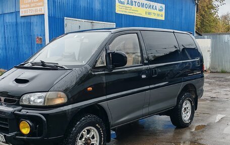 Mitsubishi Delica IV, 1996 год, 1 980 000 рублей, 2 фотография