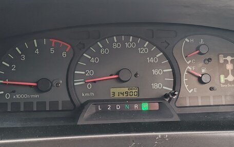Mitsubishi Delica IV, 1996 год, 1 980 000 рублей, 6 фотография