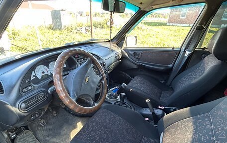 Chevrolet Niva I рестайлинг, 2006 год, 180 000 рублей, 3 фотография