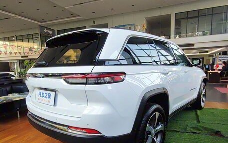 Jeep Grand Cherokee, 2025 год, 7 050 000 рублей, 5 фотография