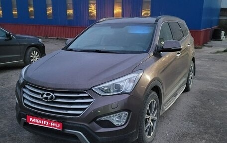 Hyundai Santa Fe III рестайлинг, 2015 год, 2 500 000 рублей, 1 фотография