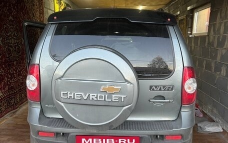 Chevrolet Niva I рестайлинг, 2017 год, 850 000 рублей, 8 фотография