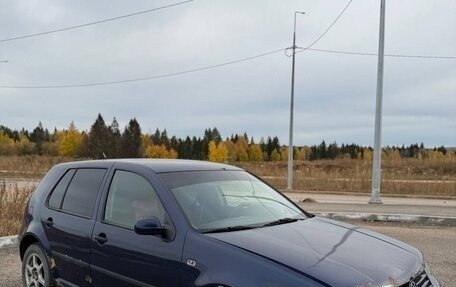 Volkswagen Golf IV, 2002 год, 250 000 рублей, 2 фотография