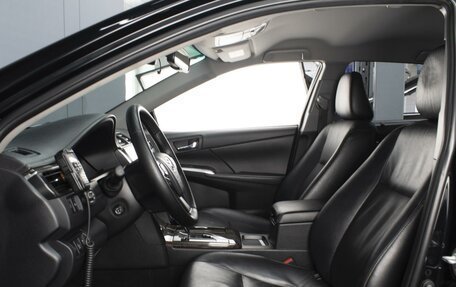 Toyota Camry, 2015 год, 1 790 000 рублей, 9 фотография