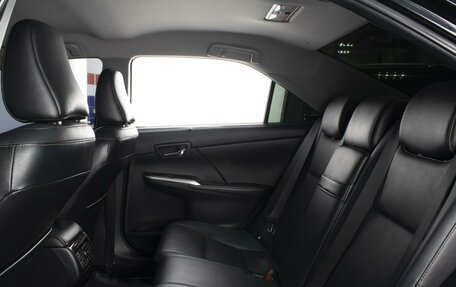 Toyota Camry, 2015 год, 1 790 000 рублей, 10 фотография