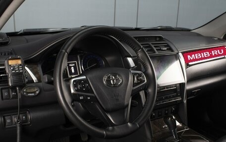 Toyota Camry, 2015 год, 1 790 000 рублей, 12 фотография