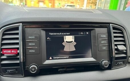 Skoda Karoq I, 2021 год, 2 199 000 рублей, 20 фотография