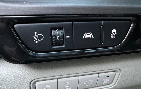 KIA Carnival, 2020 год, 3 750 000 рублей, 33 фотография