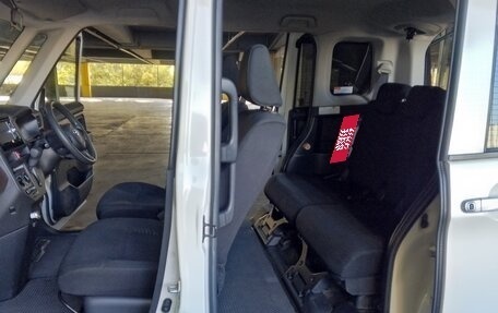 Toyota Roomy I, 2019 год, 888 000 рублей, 6 фотография