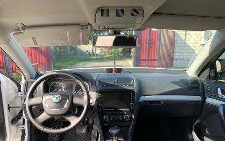 Skoda Octavia, 2012 год, 695 000 рублей, 11 фотография