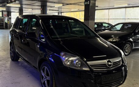 Opel Zafira B, 2011 год, 579 000 рублей, 3 фотография
