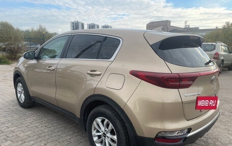 KIA Sportage IV рестайлинг, 2018 год, 1 799 000 рублей, 2 фотография