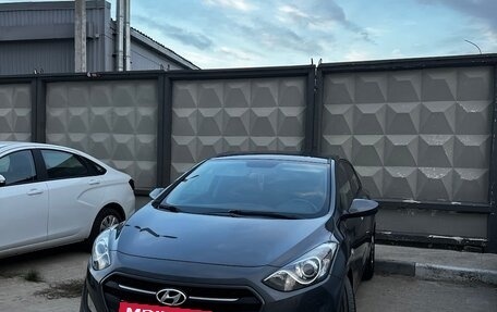Hyundai i30 II рестайлинг, 2016 год, 1 040 000 рублей, 2 фотография